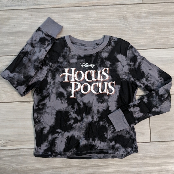 Disney Focus Pocus Long Sleeve Crop Tee - Picture 1 of 3